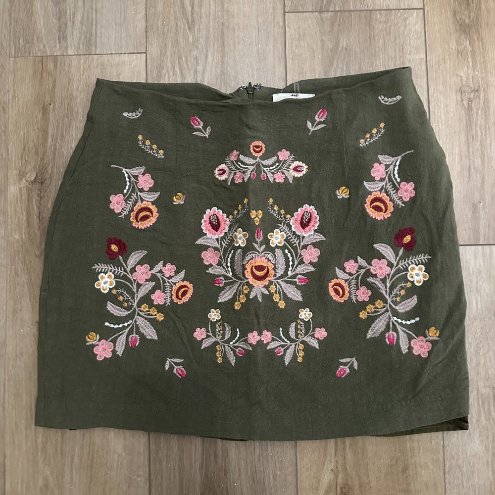 Women's Entro Embroidered Skirt